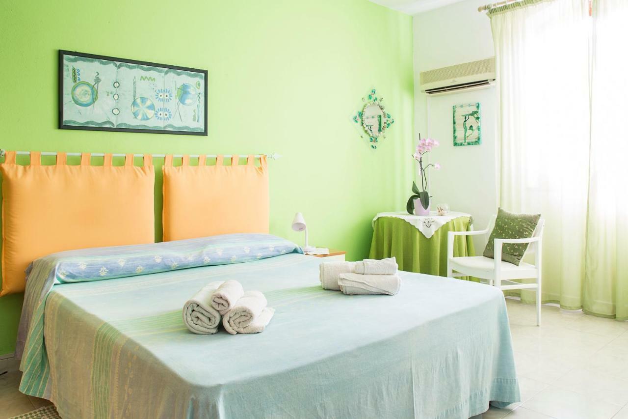 B&B Margherita Calasetta Luaran gambar